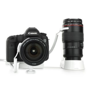 LS100 camera lens security, display technology in store