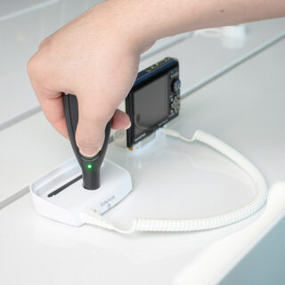 InVue Zips camera, being unlocked by OneKEY