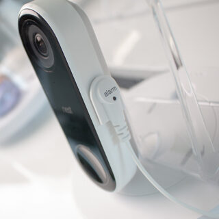 Display case with zips alarm