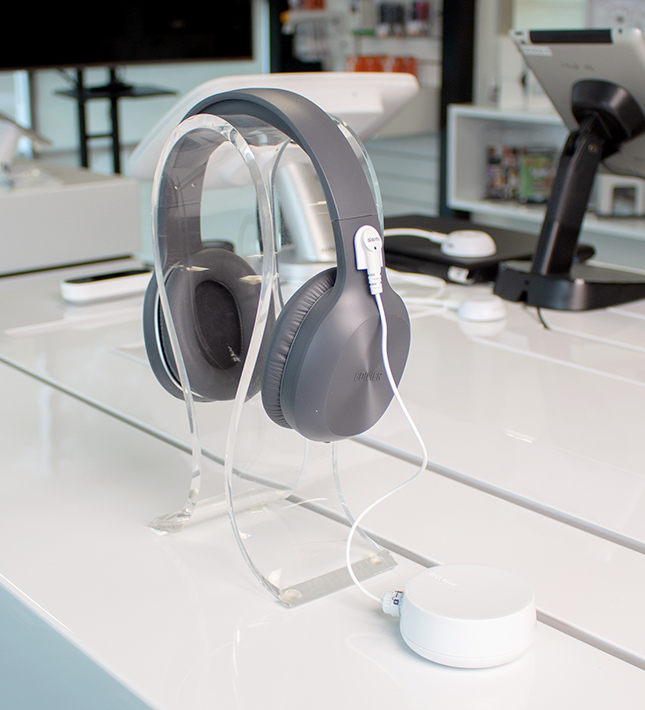 Zips recoiler with headphones, security, InVue in the Sabel showroom
