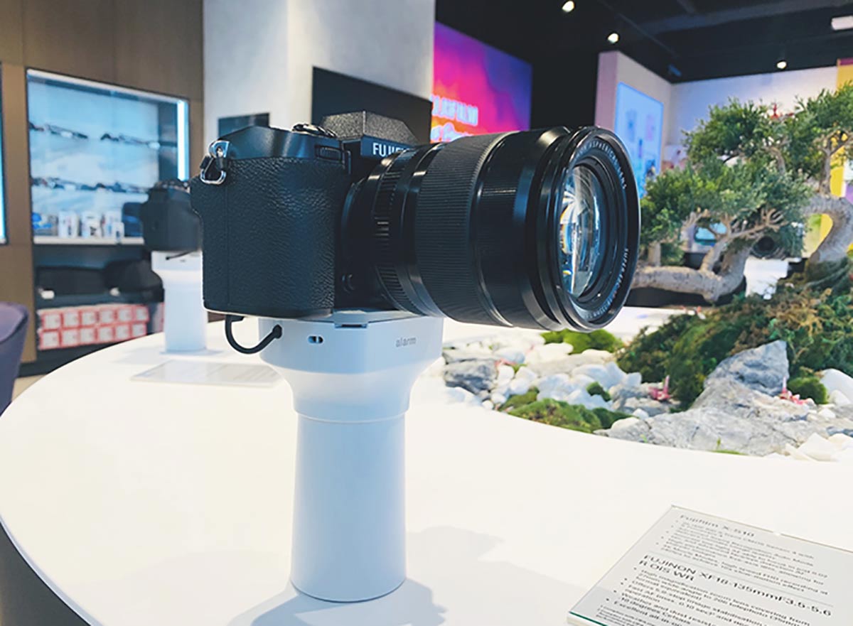 Fujifilm store with OnePOD Camera solution